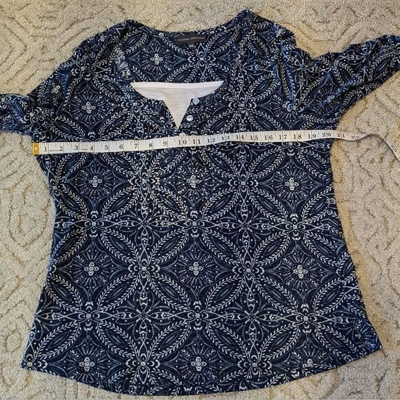 Classic edition navy floral shirt Medium @E - Picture 8 of 10